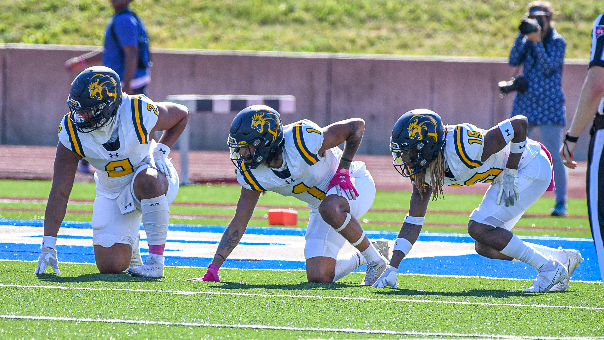 Pride Face Yellowjackets Saturday Afternoon