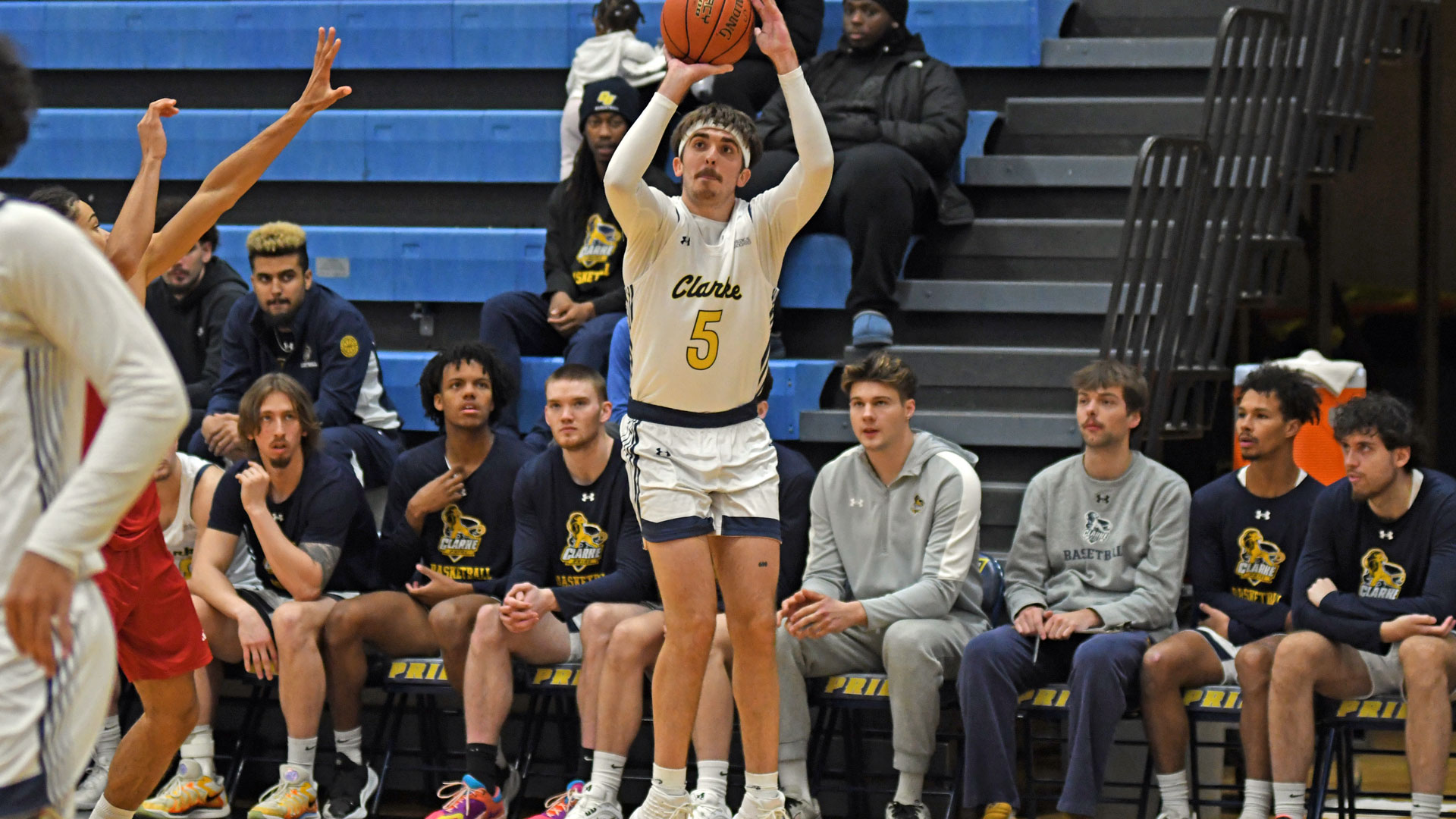 Second half run puts Pioneers past Pride