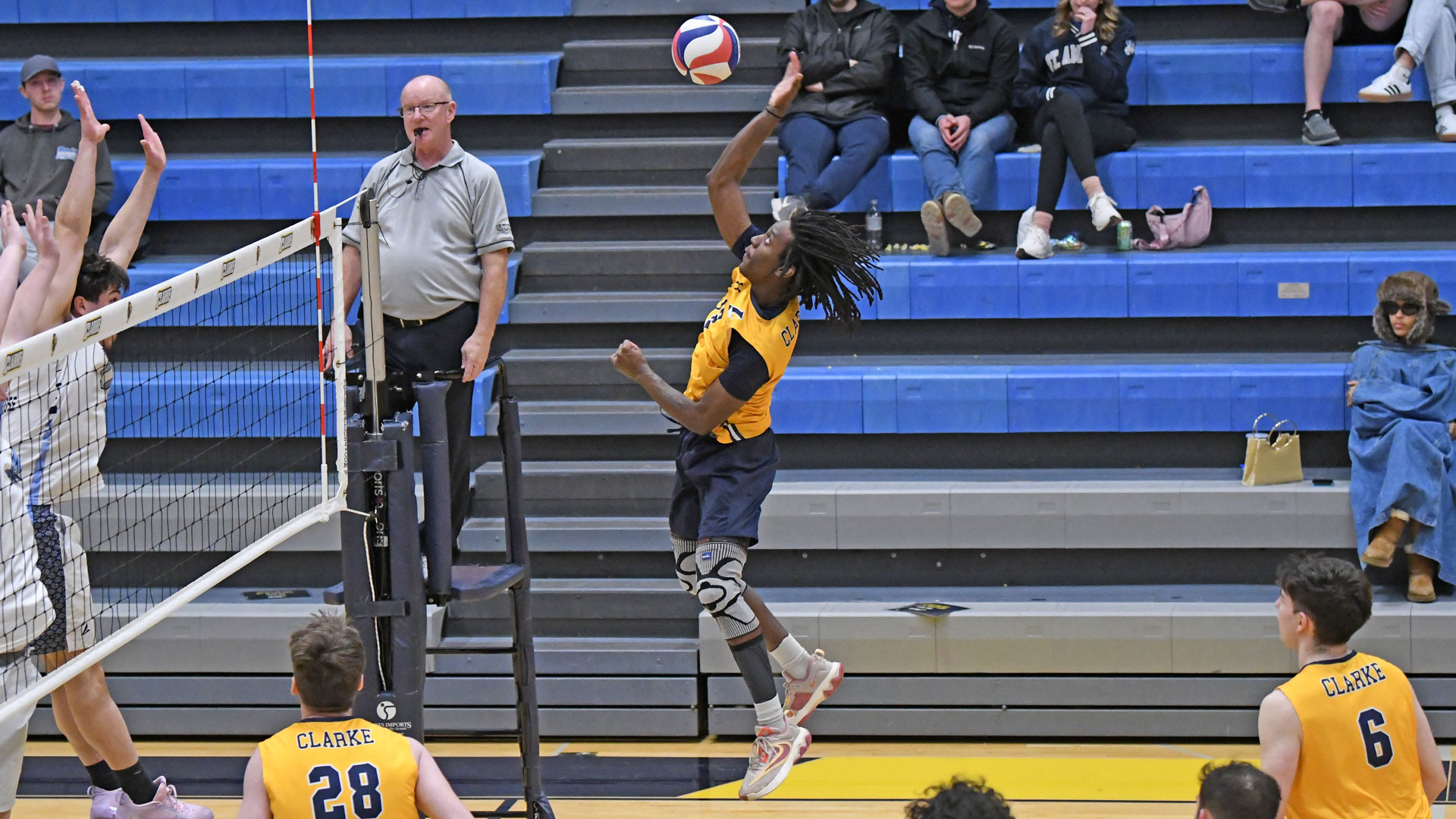 Whalen's double-double not enough in Pride's four set loss at Augstana