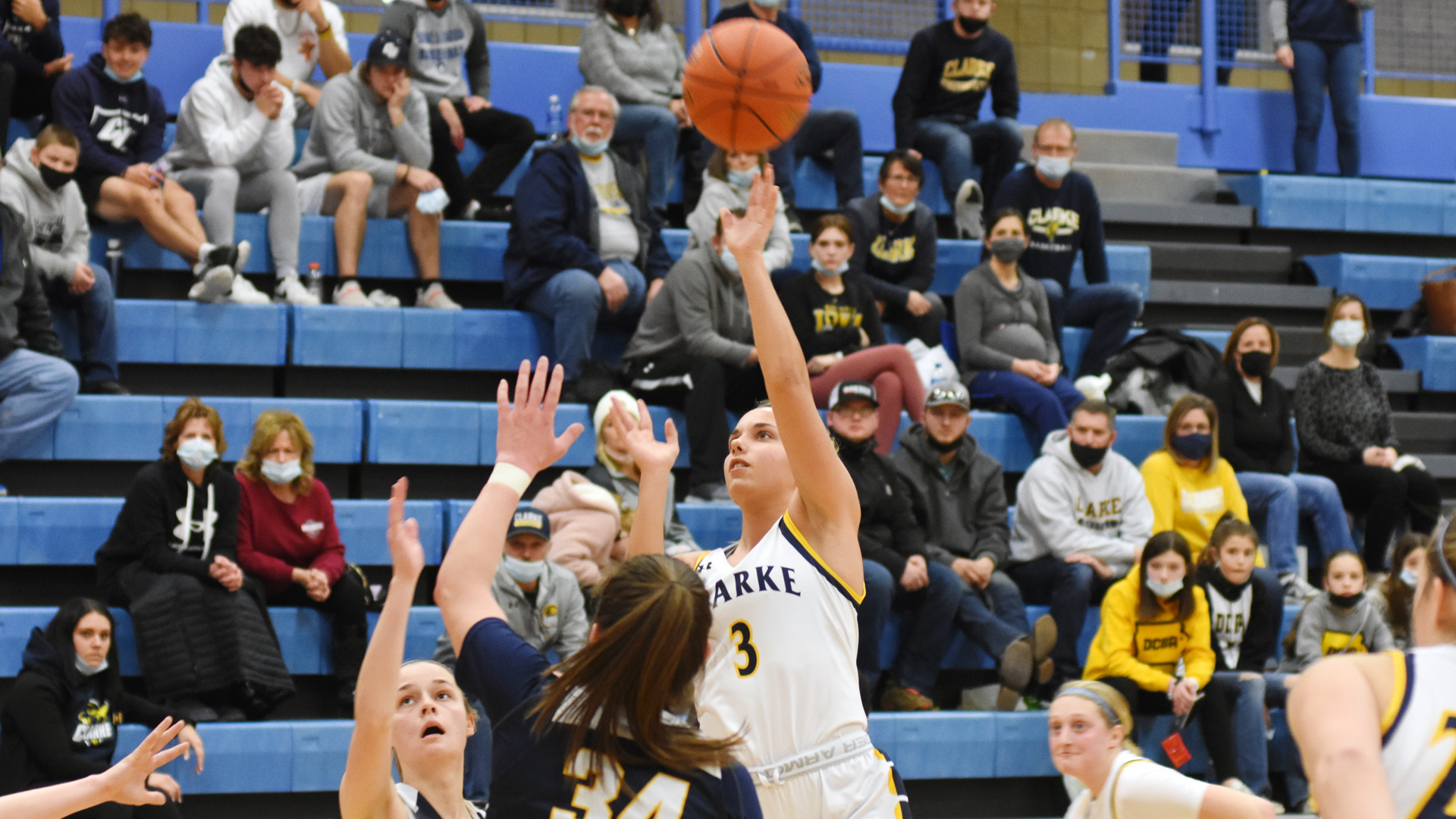 Pride earn 10th win in Heart play with 61-47 win over Graceland