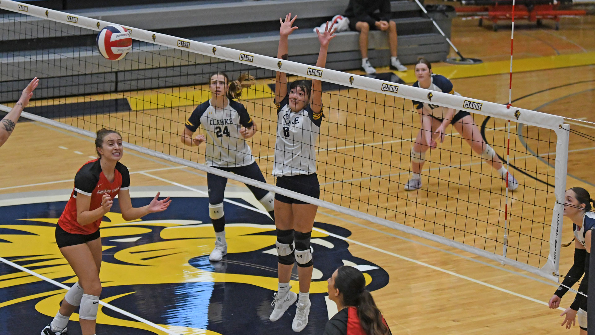 Pride drop Homecoming match to No. 22 Grand View